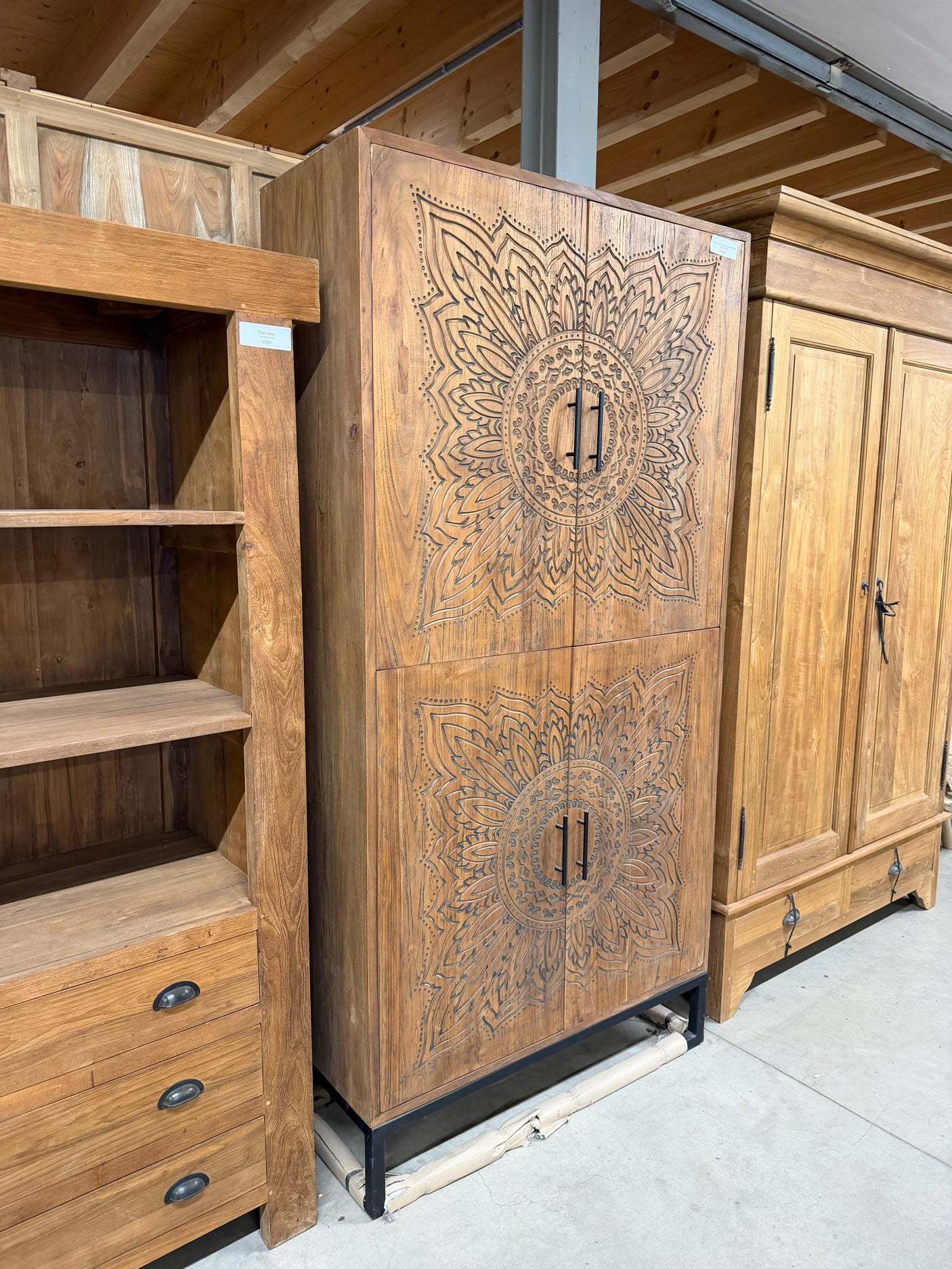 Teak kast carving - 100x40x220cm