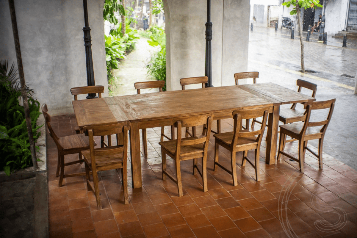 Uitschuifbare teak tafel set 180 + 10 stoelen