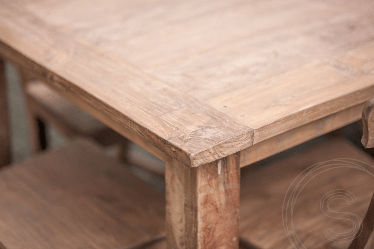 Teak tafel oud hout 200x100 + 8 stoelen