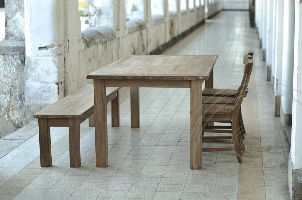 Teak tafel oud hout 200x100 + 3 stoelen + bank