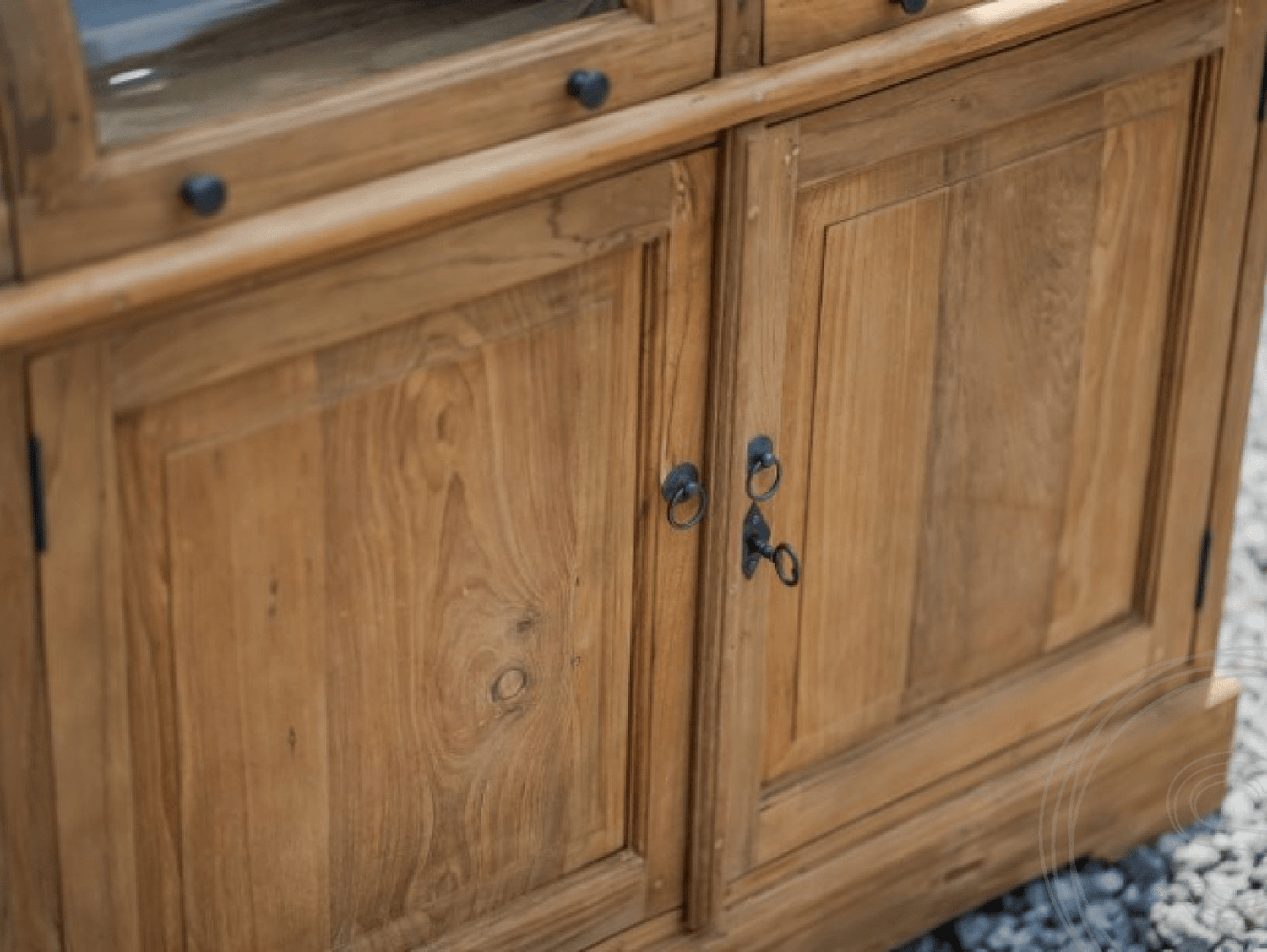 Teak grutterskast 110cm met bolle kleppen - Souren Meubels