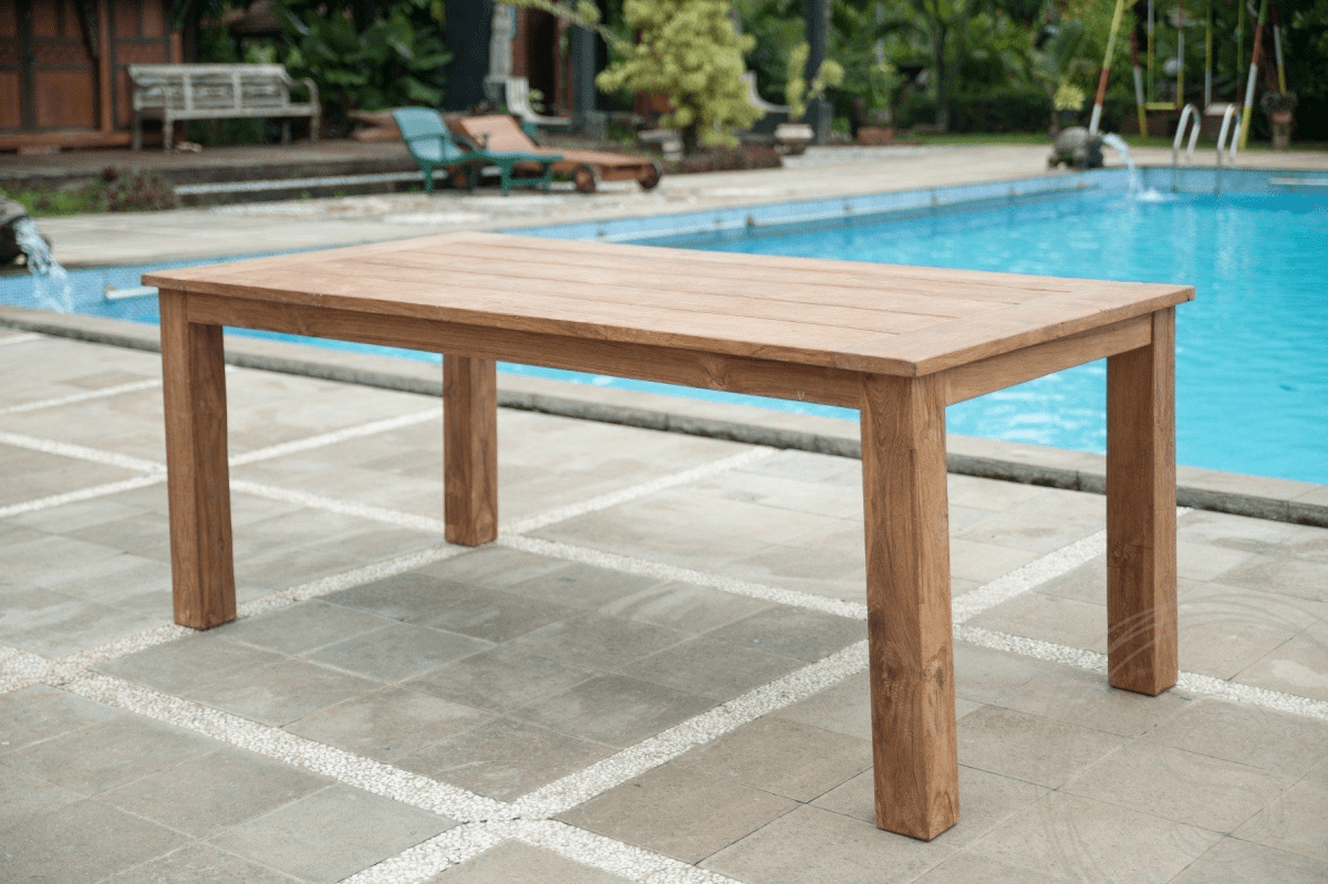 Teak tuintafel 180x90cm + 4 beaufort stoelen + bank