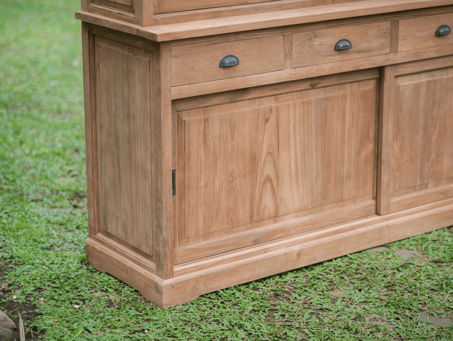 Teak vitrinekast 180cm - Souren Meubels