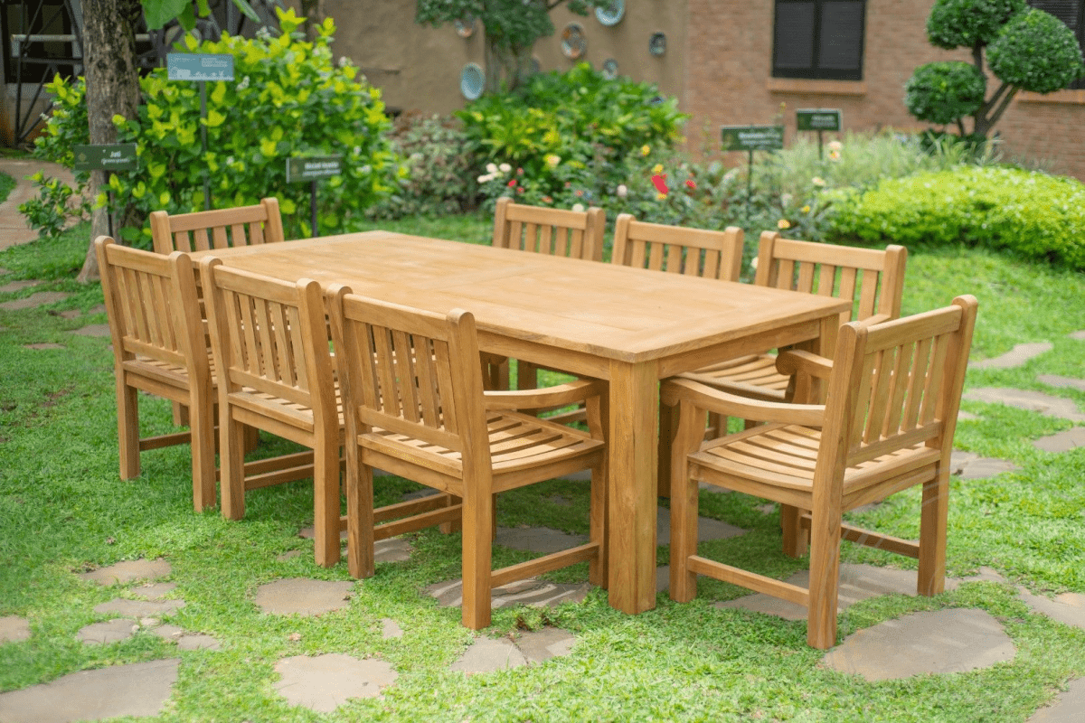 Teak tuintafel 240 x 100 + 8 tuinstoelen elephant