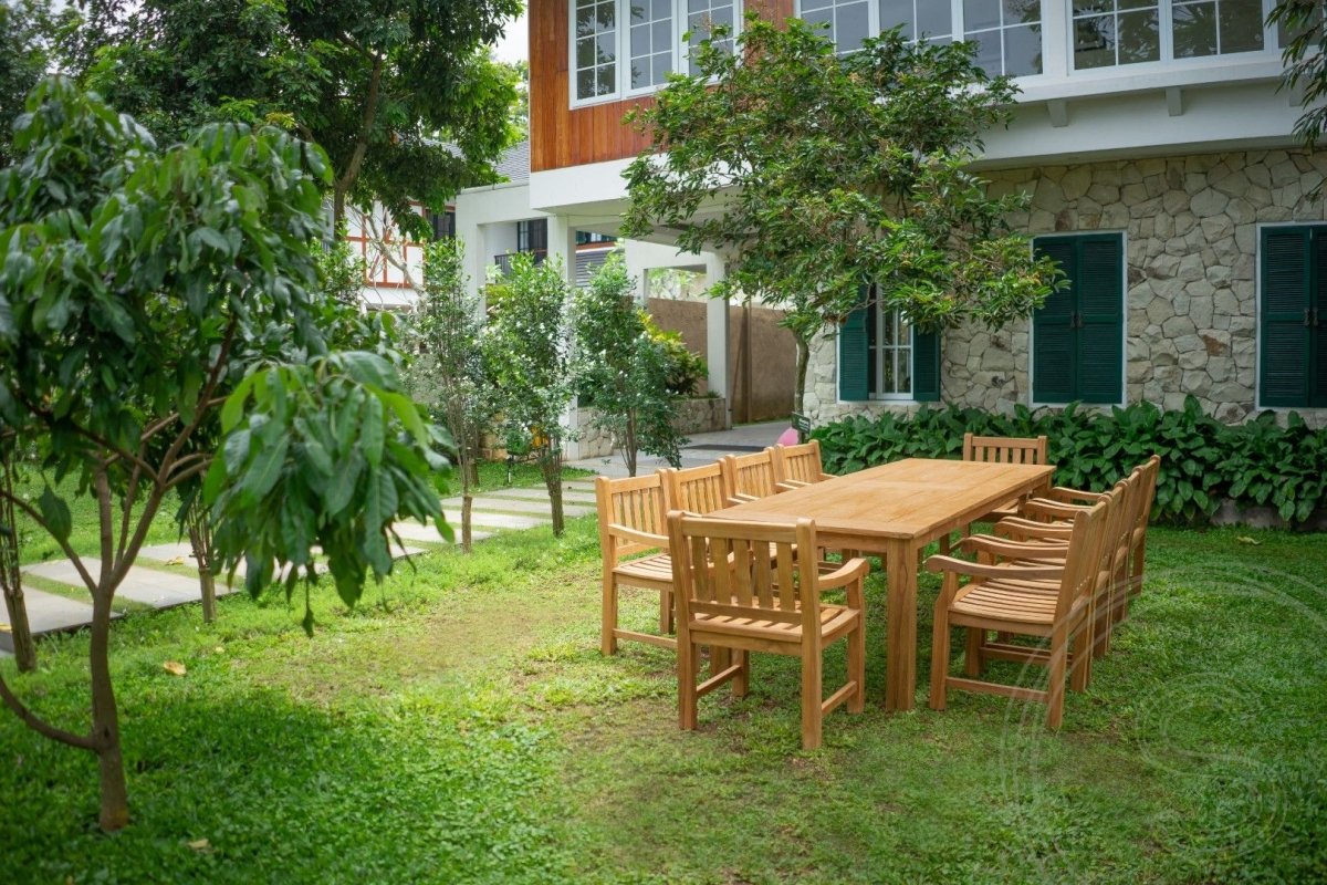 Teakhouten tuintafel 280 x 100 + 10 tuinstoelen Elephant