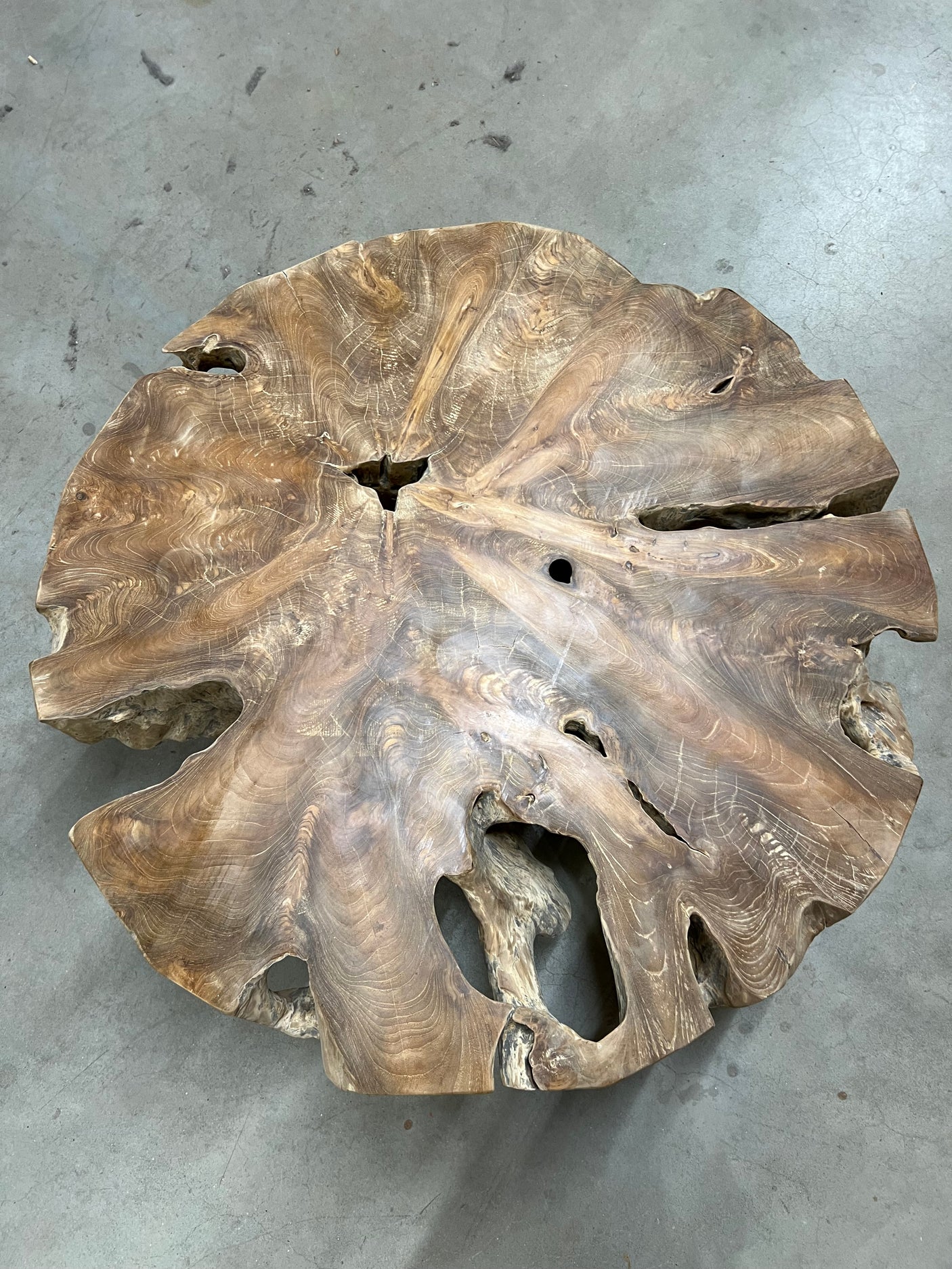 Teak wortel salontafel 90cm diameter - 90x90x38cm