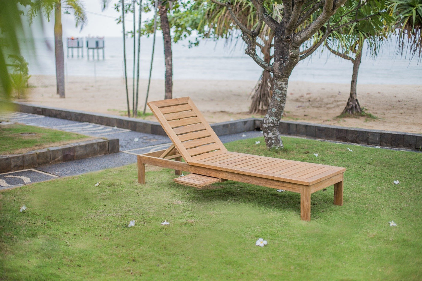 Teak ligbed - Souren Meubels