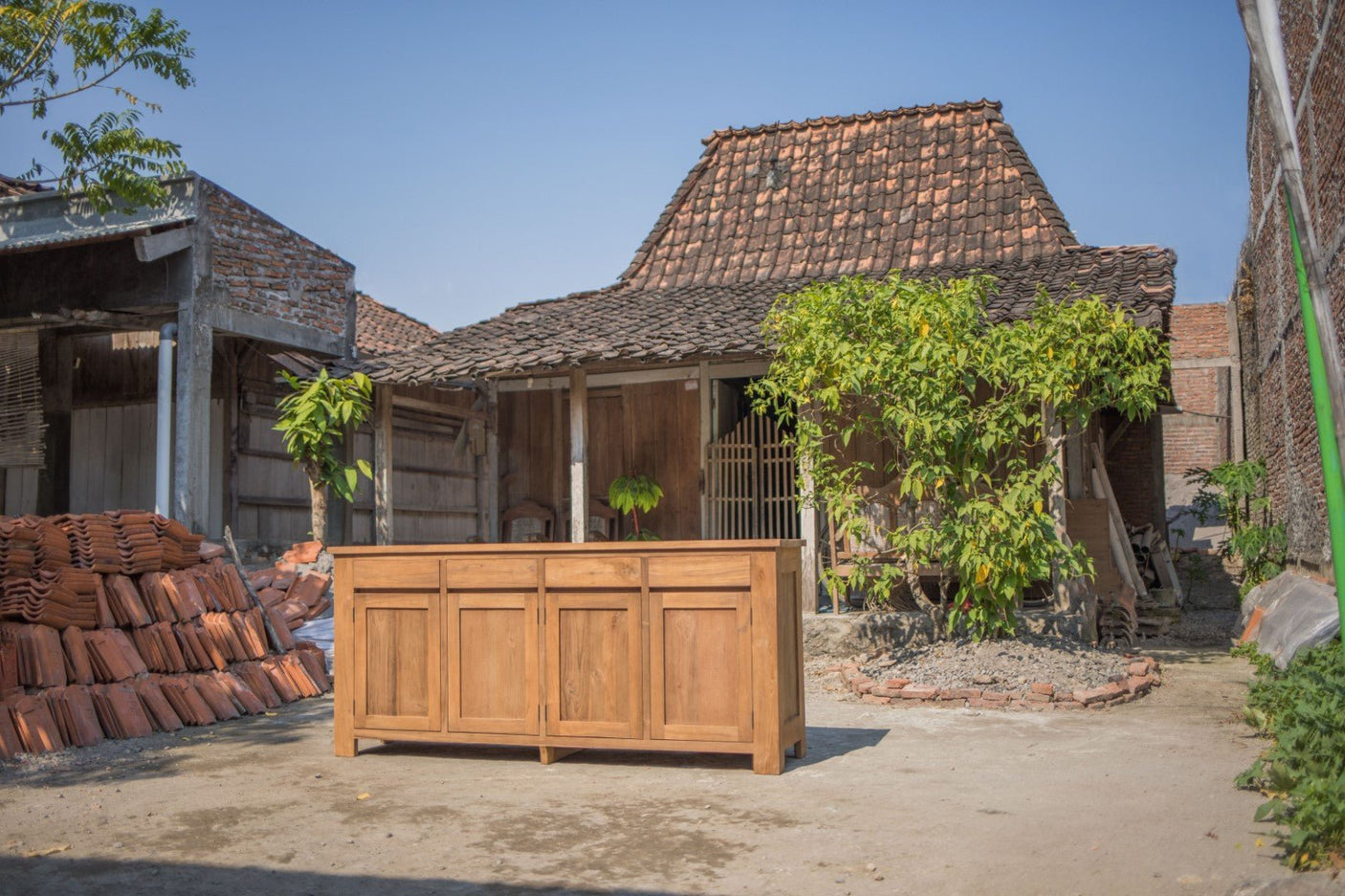 Teak dressoir 200 x 90 x 50 - Souren Meubels