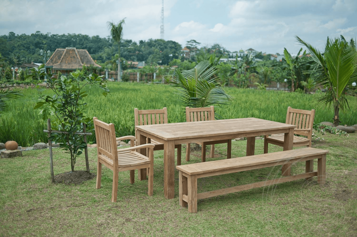 Teak tuintafel 220x100cm + 4 beaufort stoelen + bank