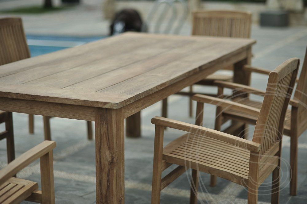 Teakhouten meubelen voor restaurants