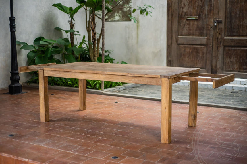 Uitschuifbare teak tafel 200-250-300x100 cm