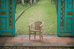 Ronde teak tuintafel 140 + 5 Betawi Gelung stoelen