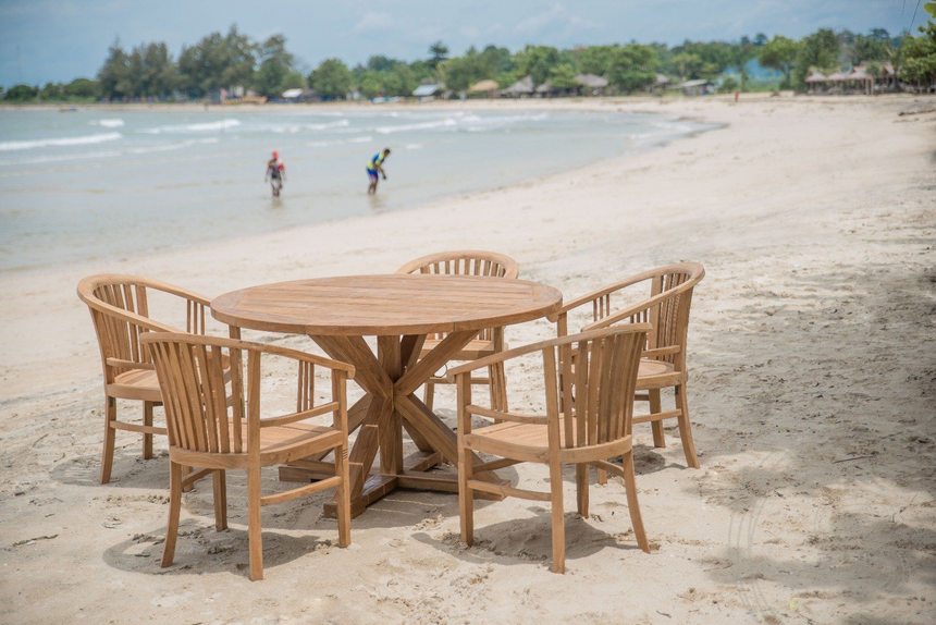 Ronde teak tuintafel 140 + 5 Betawi Gelung stoelen