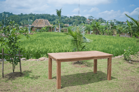 Teak tuintafel 180x90cm + 4 beaufort stoelen + bank