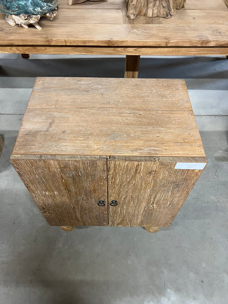 Teak kastje 2 deurs - 60x41x80cm