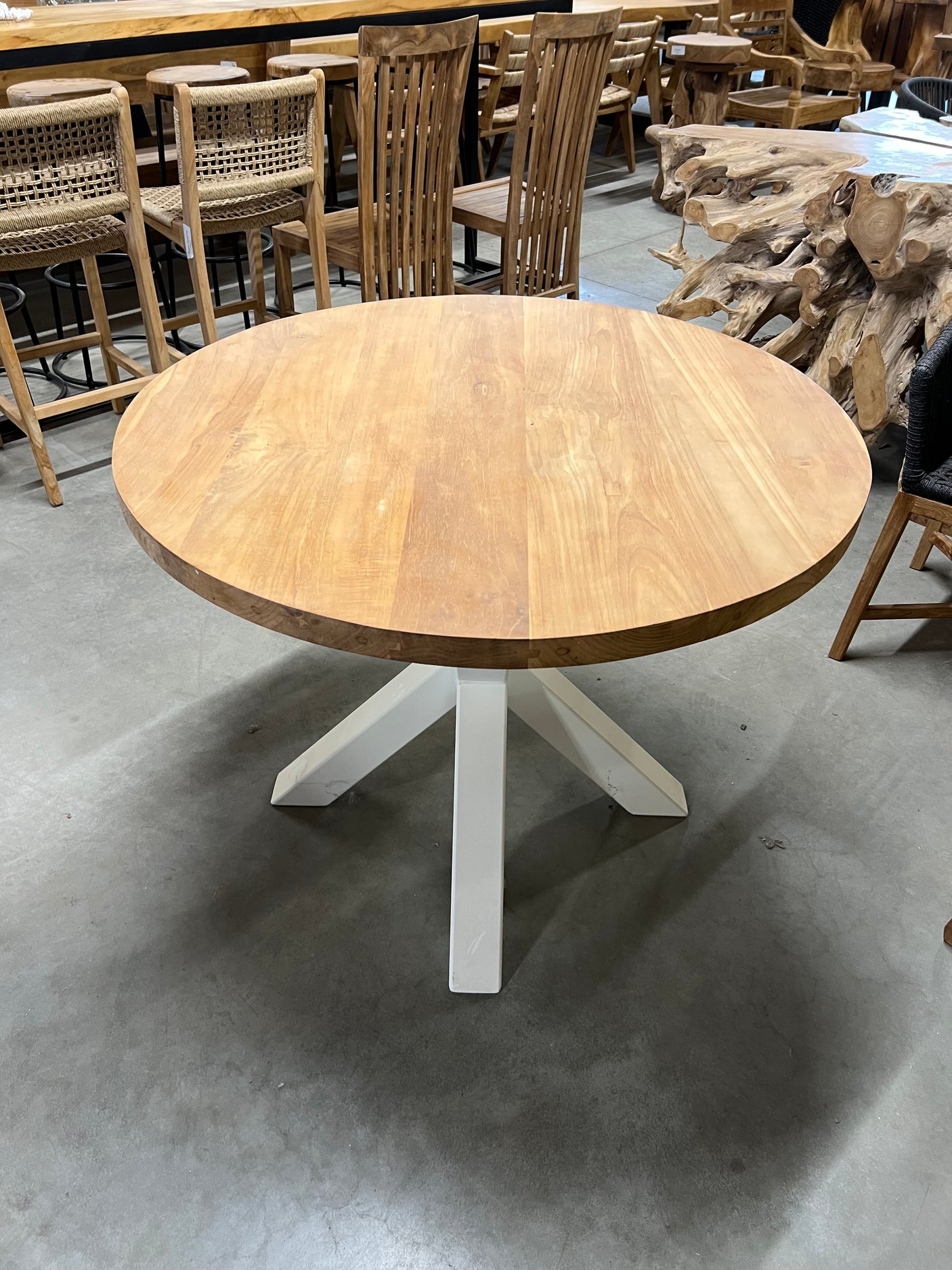 Teak tafel rond 100cm diameter - 100x100x77cm