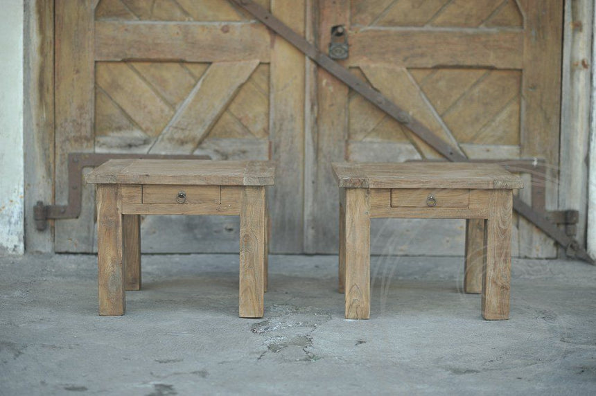 Teak bijzettafel 60x60 cm oud hout