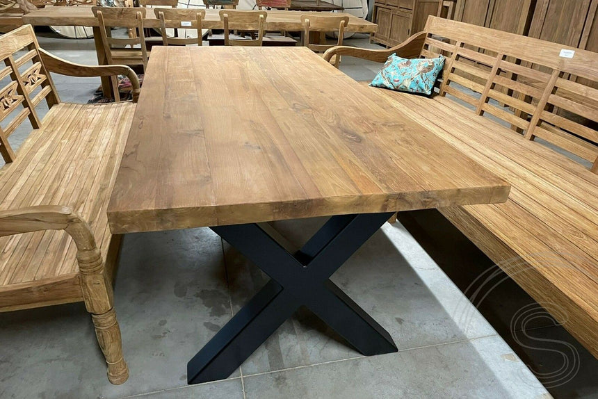 Teak kloostertafel met stalen poten