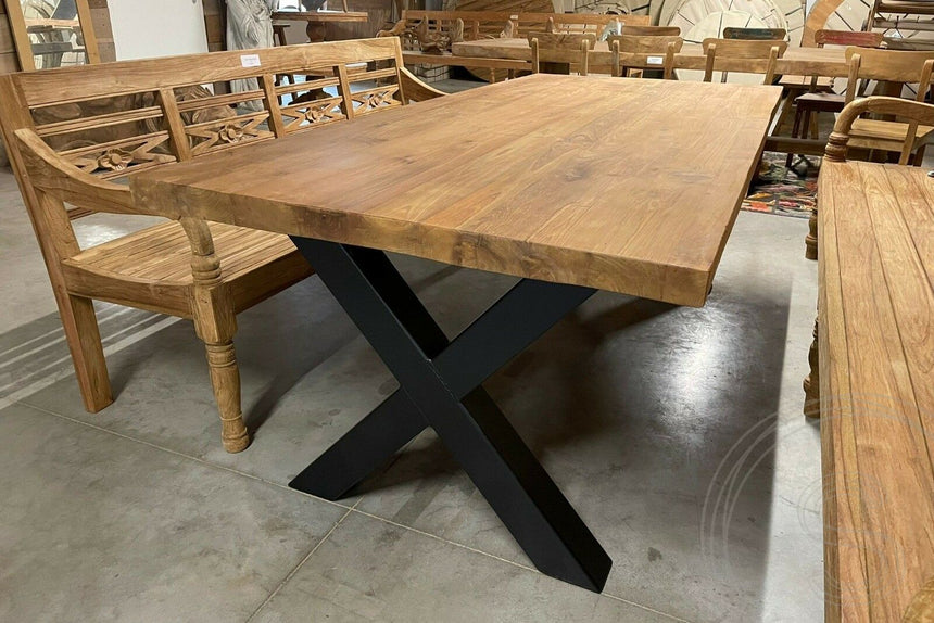 Teak kloostertafel met stalen poten