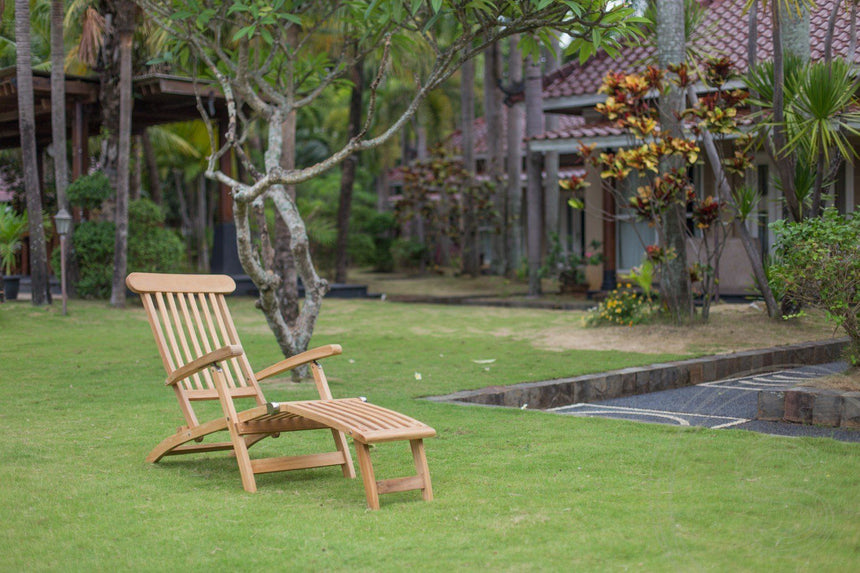 Teak deckchair