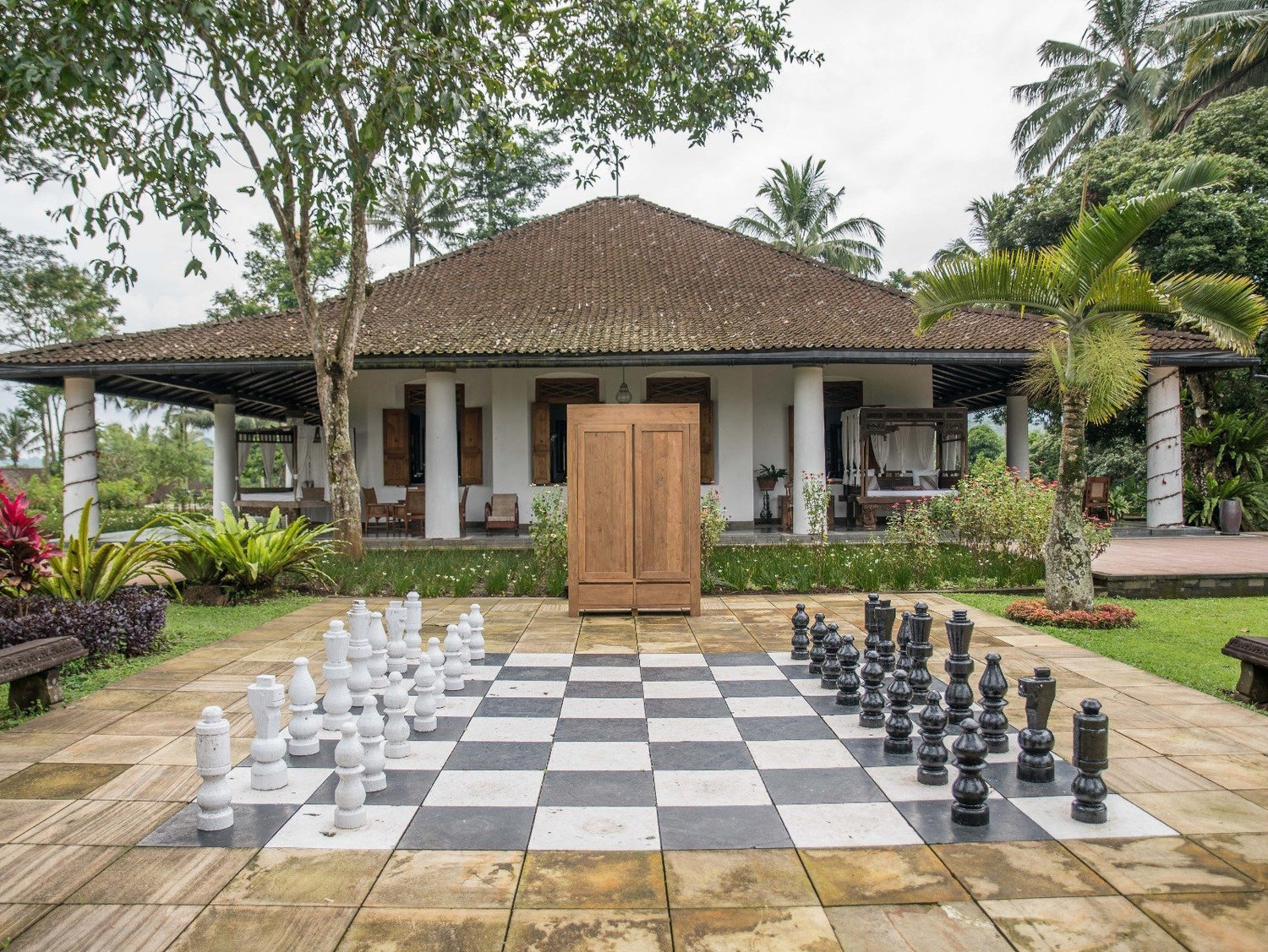 Teak kast 130cm - Souren Meubels