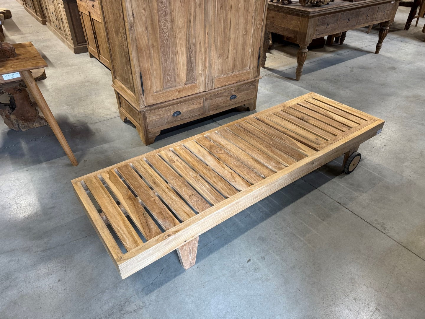 Teak lounger Algarve met wielen