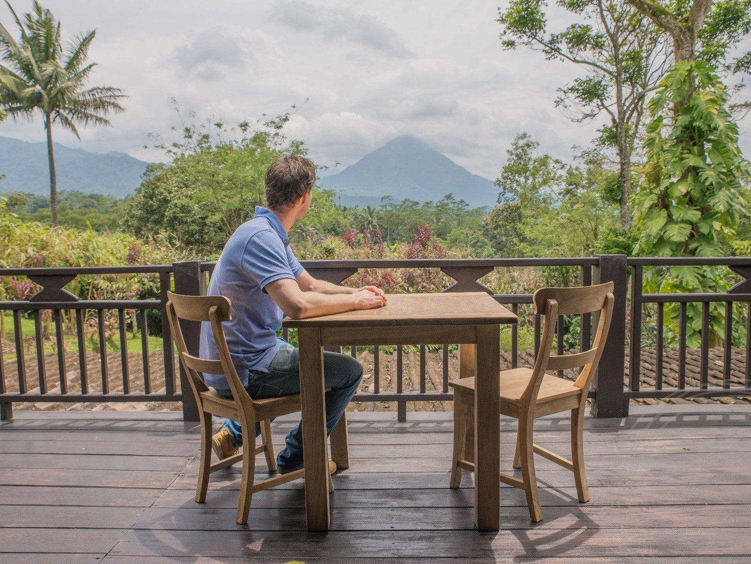 Teak tafel 80x80 cm oud hout