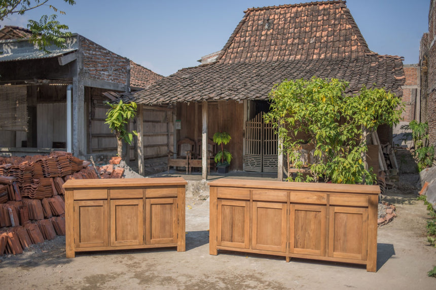 Teak dressoir 200 x 90 x 50