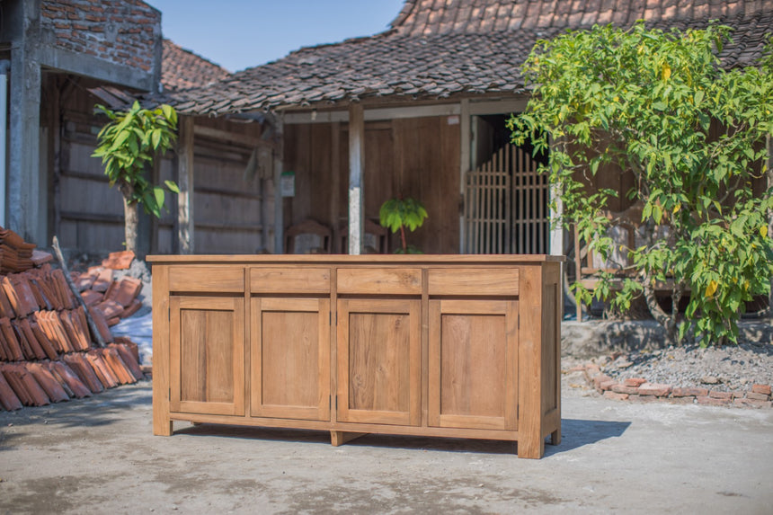 Teak dressoir 200 x 90 x 50