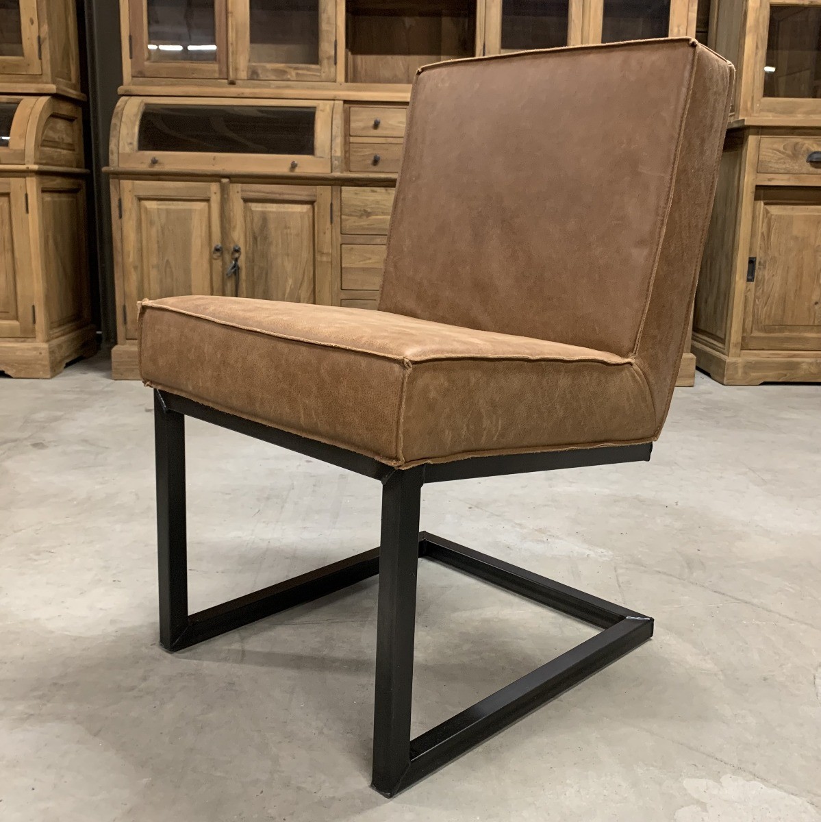 Nieuw! Leren stoelen met en zonder armleuning